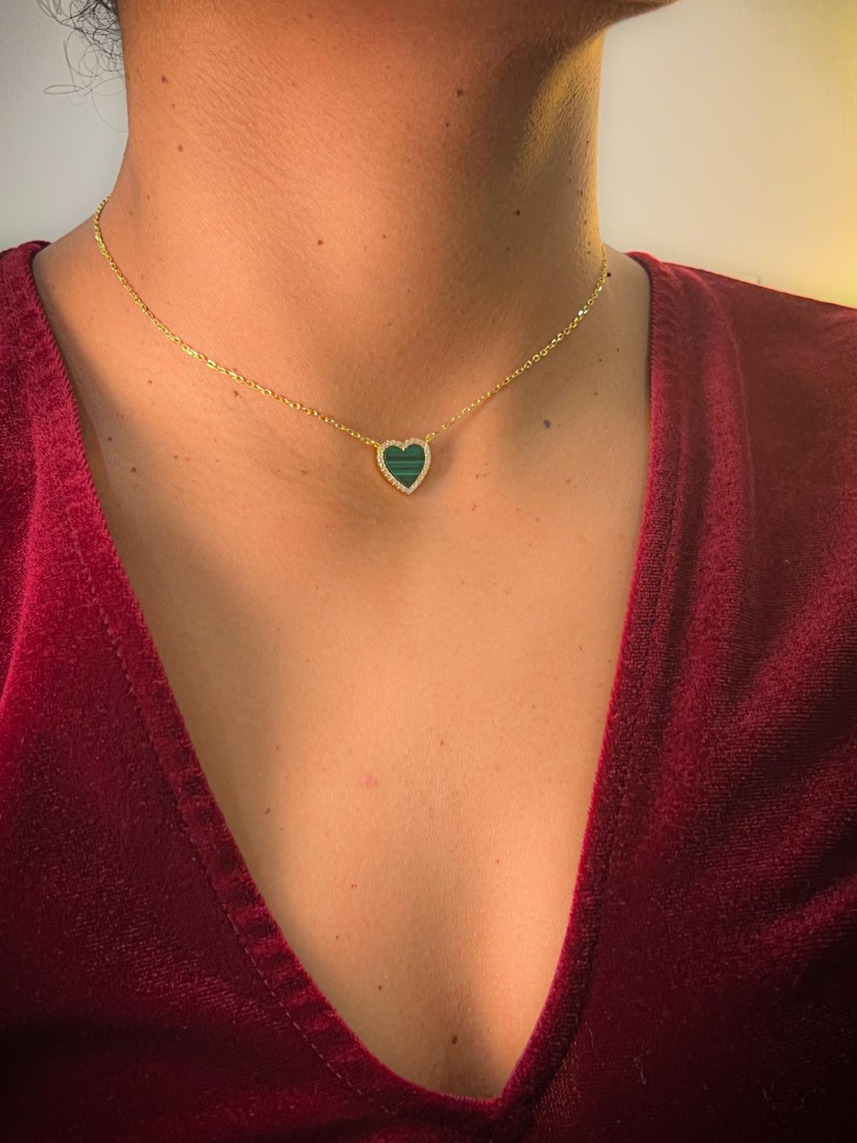 Single heart necklace